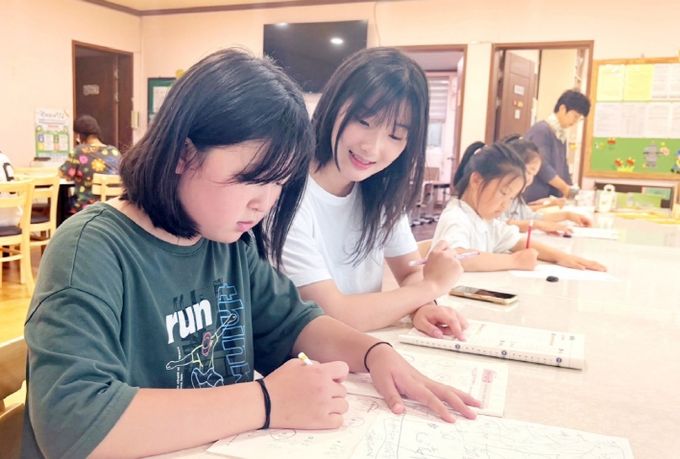 경상국립대학교 사범대학 학생들이 8월 4일부터 13일까지 남해 지역 아동센터에서 하계 교육봉사활동을 실시했다.