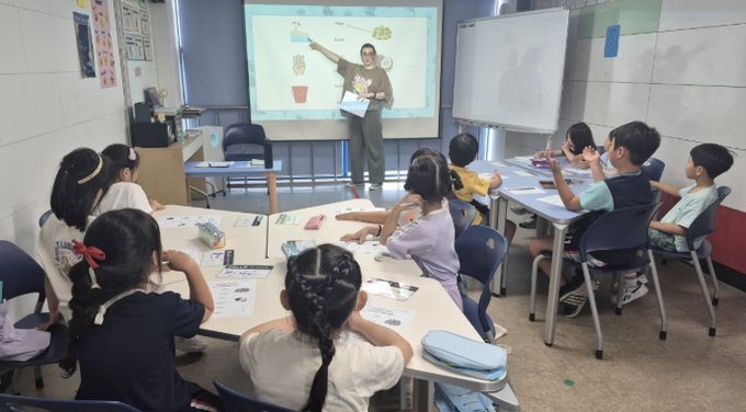 2025년 여름방학 영어캠프’