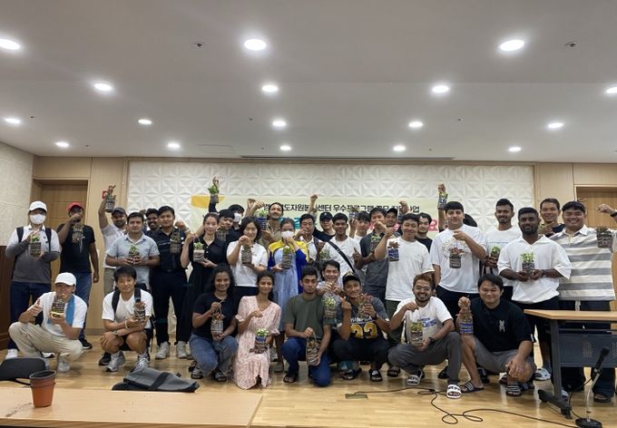 자원봉사센터, 이주노동자와 함께 ‘환경화분 만들기’