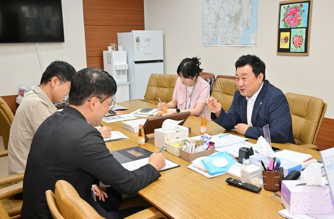 안대룡 교육위원장, 폭염 대응 학교 전기요금 긴급 지원 요청