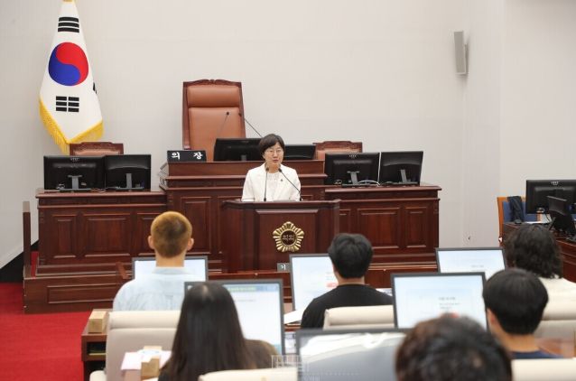 청소년쉼터와 함께하는 청소년 모의의회 의정체험