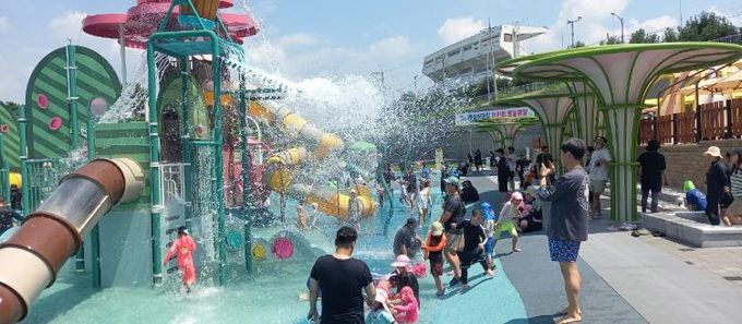 청도군, ‘빛나래상상마당 물놀이장’ 성황리 마무리