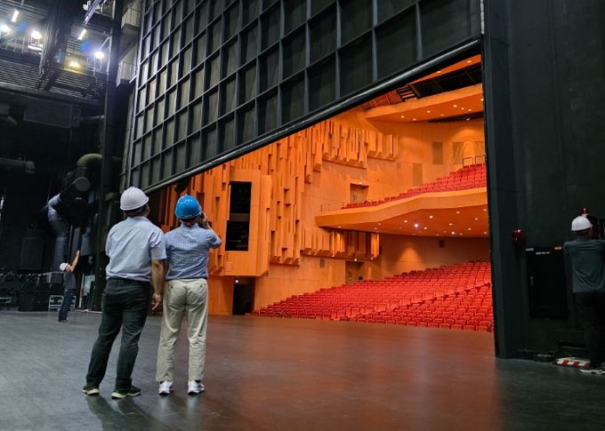 대공연장 무대 방화막 시스템 교체 및 주요 무대 시설 점검