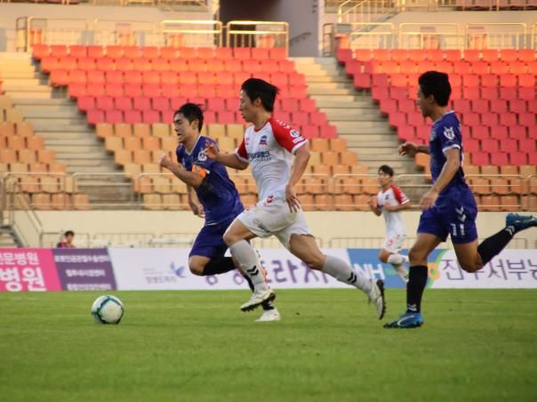 거제시민축구단, 진주 원정경기에서 3-1 승리