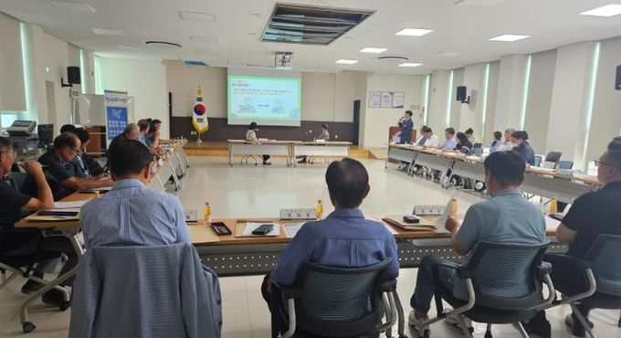 거제시, 연초면 이장회의서 ‘찾아가는 탄소중립 교육’ 실시