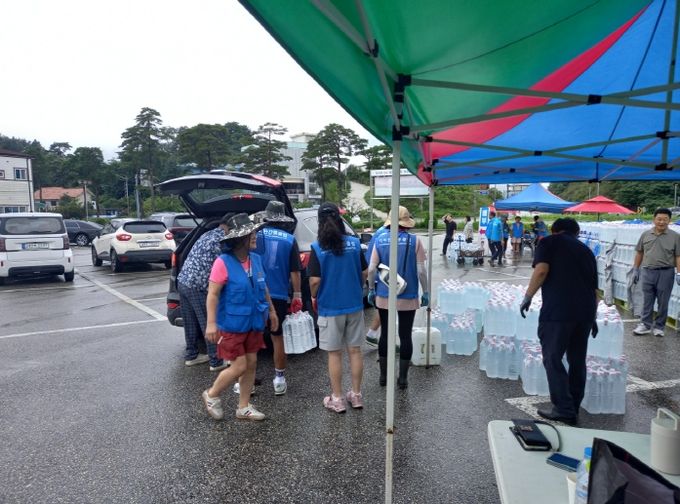 강릉시, 가뭄 대응 장애인 등 취약계층 생수 배부