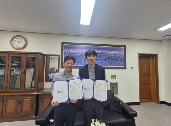 김해시청소년수련관-김해신안초등학교 청소년인성교육 지원을 위한 업무협약