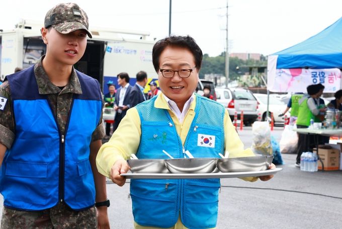 참! 좋은 사랑의 밥차와 함께한 재능나눔