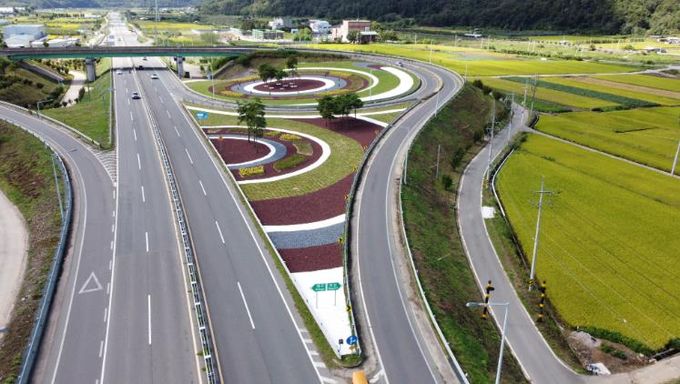 의성군, 신공항 랜드마크 도시숲 조성 완료