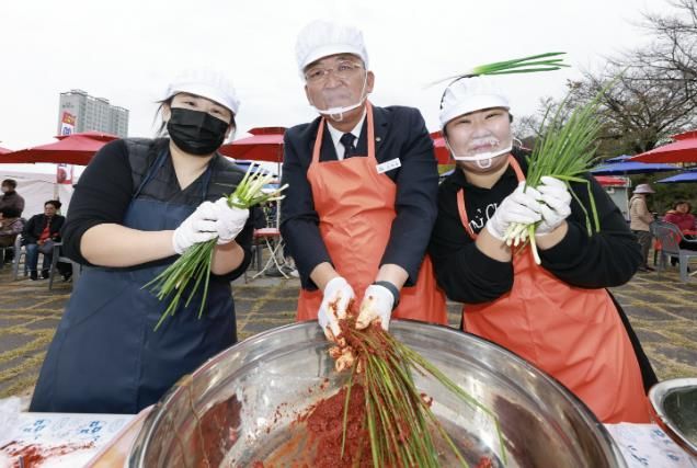 가을빛 물든 예천, 다채로운 축제로 열기 가득...