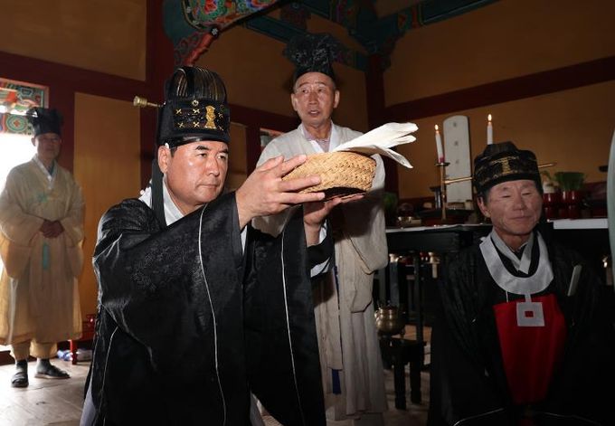 상주향교·함창향교, 추계 석전대제 봉행