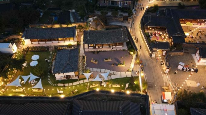 - 밀양시 교동 고택에서 진행된 볕뉘 한가위 대잔치 전경