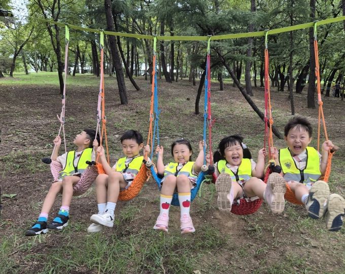 ‘숲속 인형극 및 숲밧줄놀이’운영