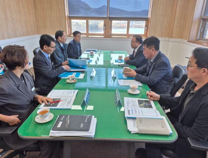 영산강유역환경청, 임실군과 약 50년전 하천변에 매립된 생활폐기물 처리로 물환경 개선 적극 추진