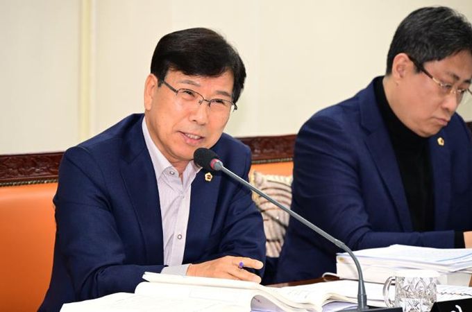 이용식 의원, ‘출연금 산출근거 및 기금 운용 목적 명확히 해야’
