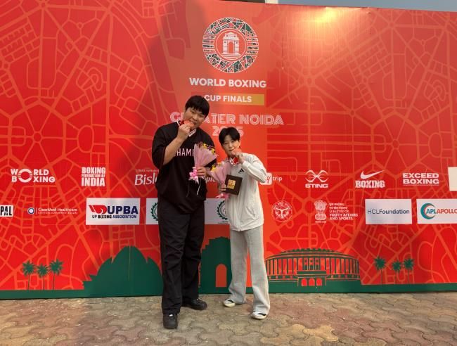 화순군청 복싱부(왼쪽부터 주태웅 선수, 박초롱 선수)