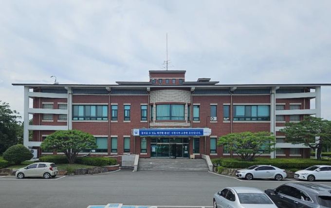 사천시, 일반수도사업 운영·관리 실태점검 ‘6년 연속 A등급 선정'-상하수도사업소 전경