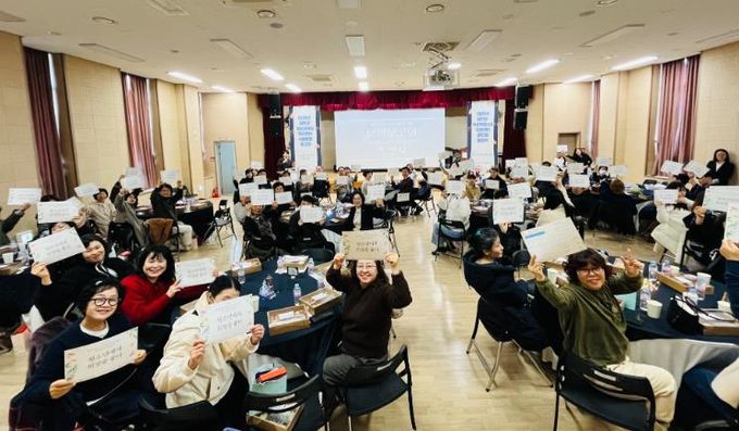 함안군 청소년상담복지센터·학교밖청소년지원센터, 사업 운영 보고회 및 학교 밖 청소년 졸업식 개최
