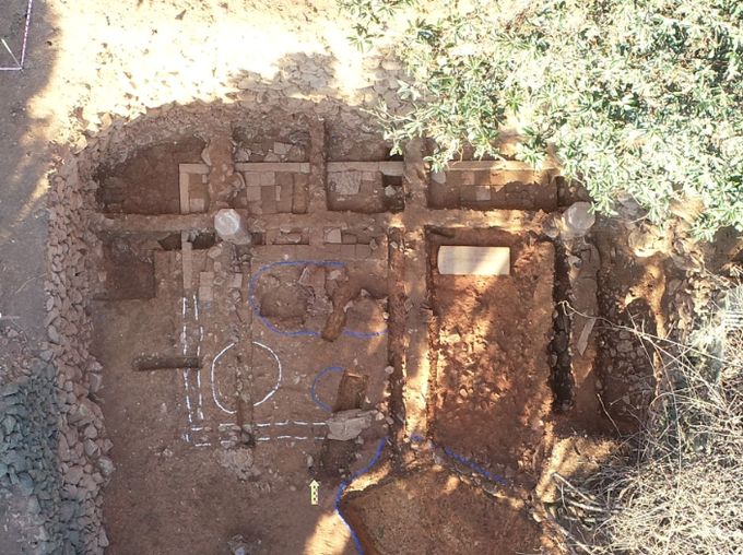 긴급발굴조사지서 통제사 비석 출토