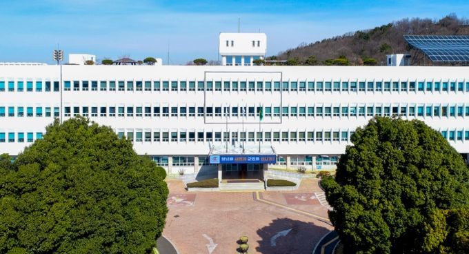 1. 창녕군청 전경사진