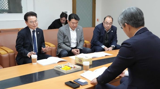 육동한 춘천시장, 국토부 1차관 만나 지역 현안 건의