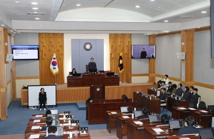 김예나 남구의원, 남산, 모두가 안심하고 걸을 수 있는 숲으로 지켜야’