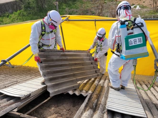 장성군 “슬레이트 처리 지원받으세요”