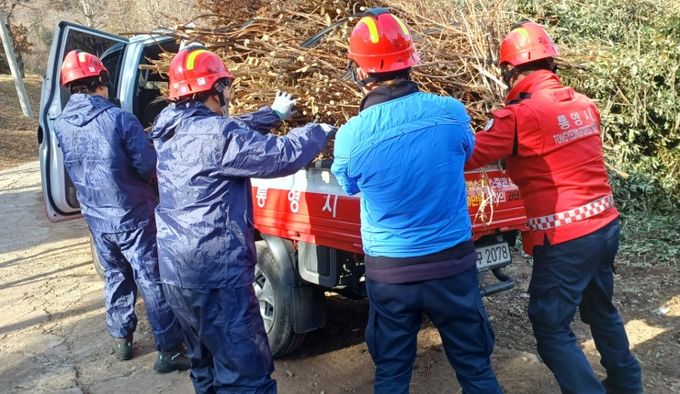 통영시 찾아가는 영농부산물 파쇄지원반 운영