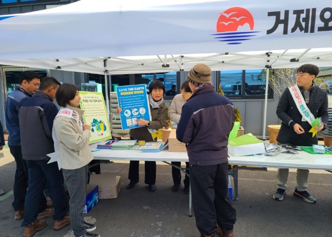 외국인 노동자 맞춤형 생활폐기물 배출방법 및 재활용품 분리배출 캠페인 전개
