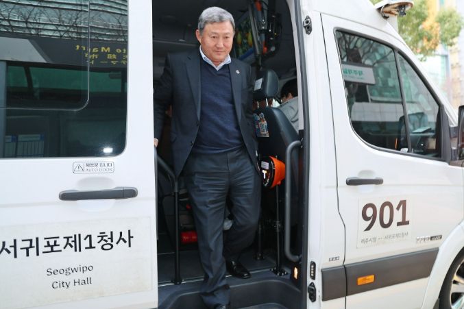 자율주행차 시승한 김완근 시장