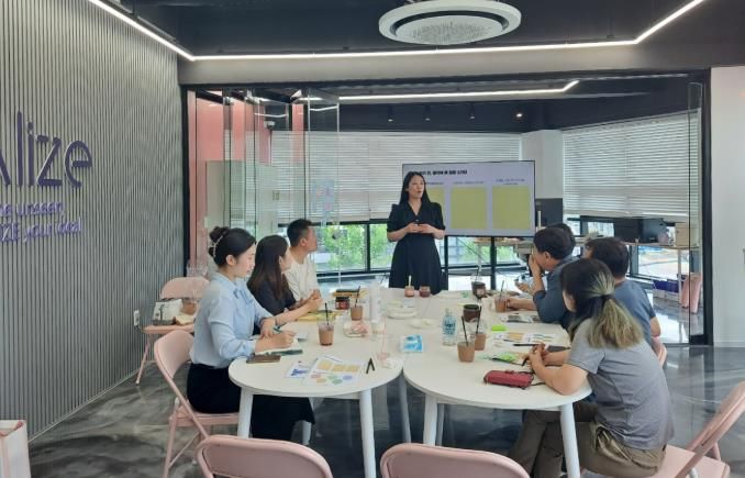 함안군, 청년창업 지원 성과 빛나...2개 참여팀 마을기업 지정_마을기업 지정 기업 2 (주) 알리제 대표 이성정 사진