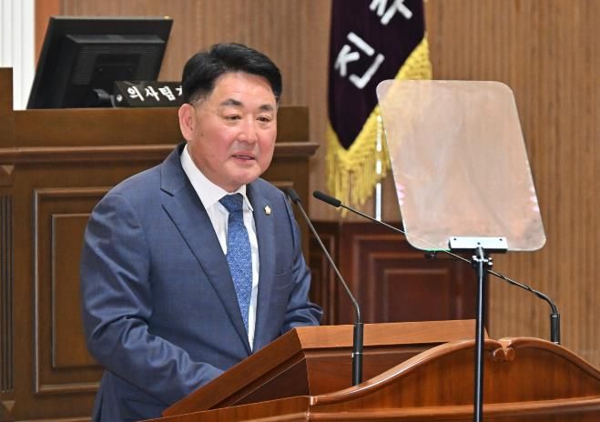 서정인 의원, “진주시청 주차난 해법은 민원중심 제2청사”